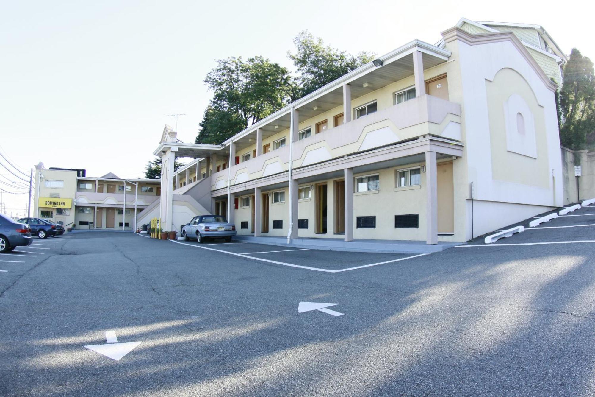 Domino Inn North Bergen Εξωτερικό φωτογραφία